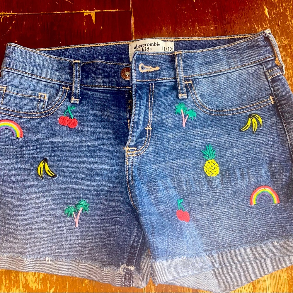 Abercrombie Kid girls 11/12 Jean shorts